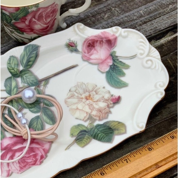 3 piece Tea Set, Vanity Set Burton + Burton Romantic Rose Desk Organizer - Picture 7 of 10